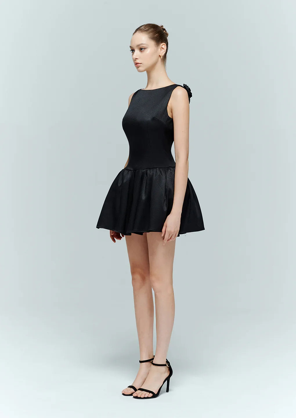 Black Backless Mini Dress with Gold Floral Embellishment - Etoile | Artel Retro 34 Black Backless Mini Dress with Gold Floral Embellishment - Etoile | Artel Retro 34