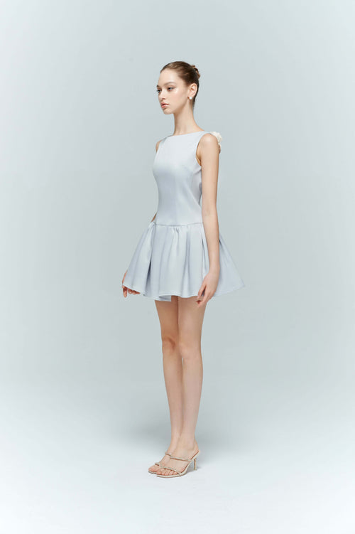 Light blue cocktail dress with open back and white floral embroidery detail – Artel Retro