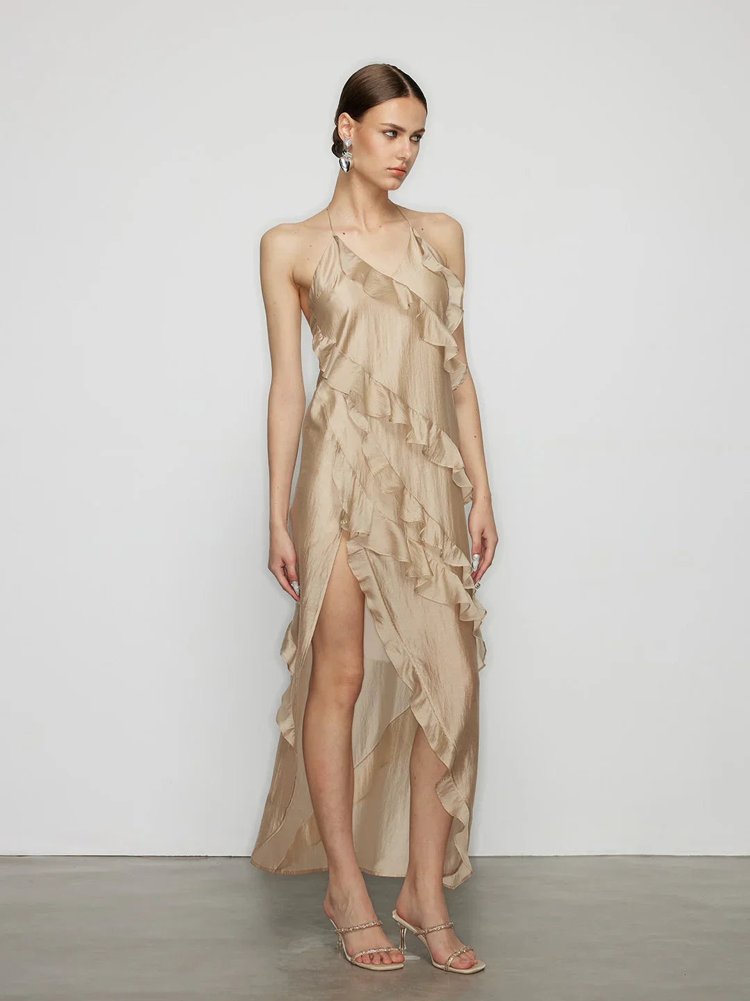 Beige Ruffled Maxi Dress with Layered Ruffles - Wavekiss | Artel Retro 42 Beige Ruffled Maxi Dress with Layered Ruffles - Wavekiss | Artel Retro 42
